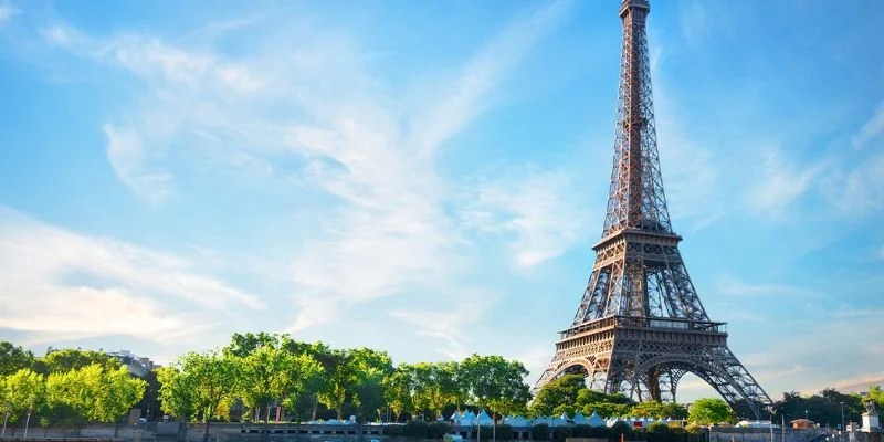 Hawaiian Airlines Paris Office in France