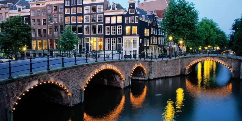 United Airlines Amsterdam Office In Netherlands