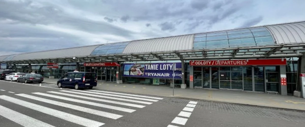 Ryanair WMI Terminal – Warsaw Modlin Airport